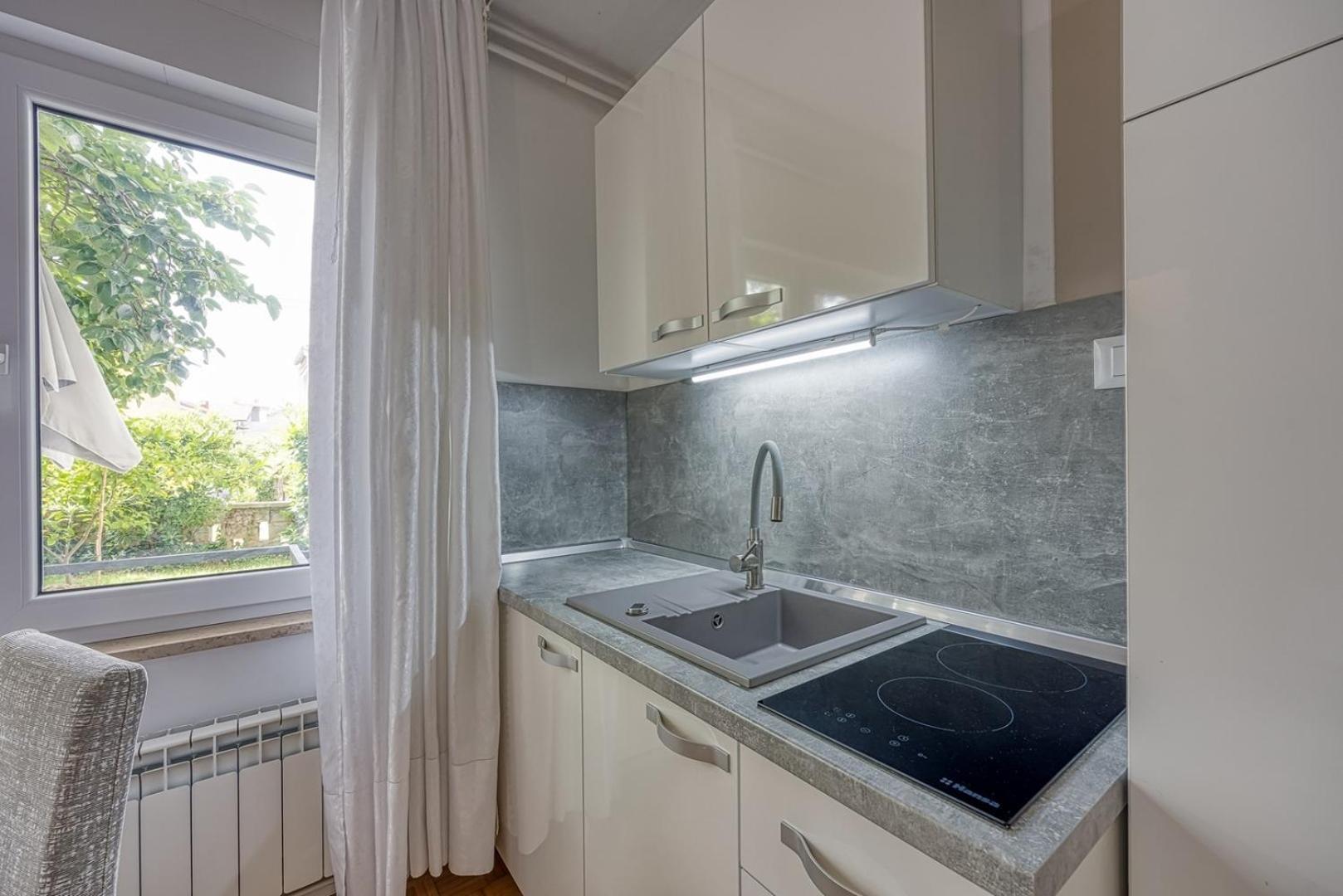 דירות פורץ Aparments Jedro&Karlo מראה חיצוני תמונה