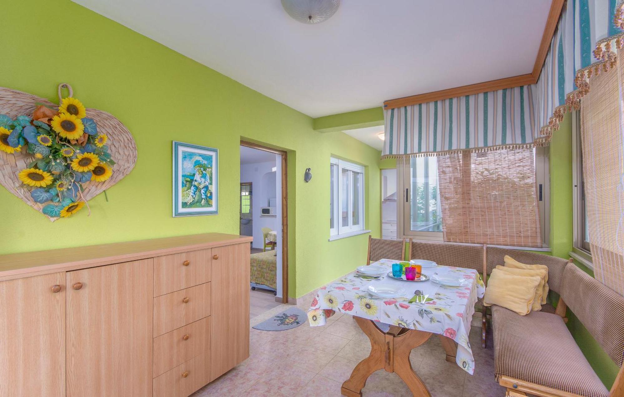 דירות פורץ Aparments Jedro&Karlo מראה חיצוני תמונה