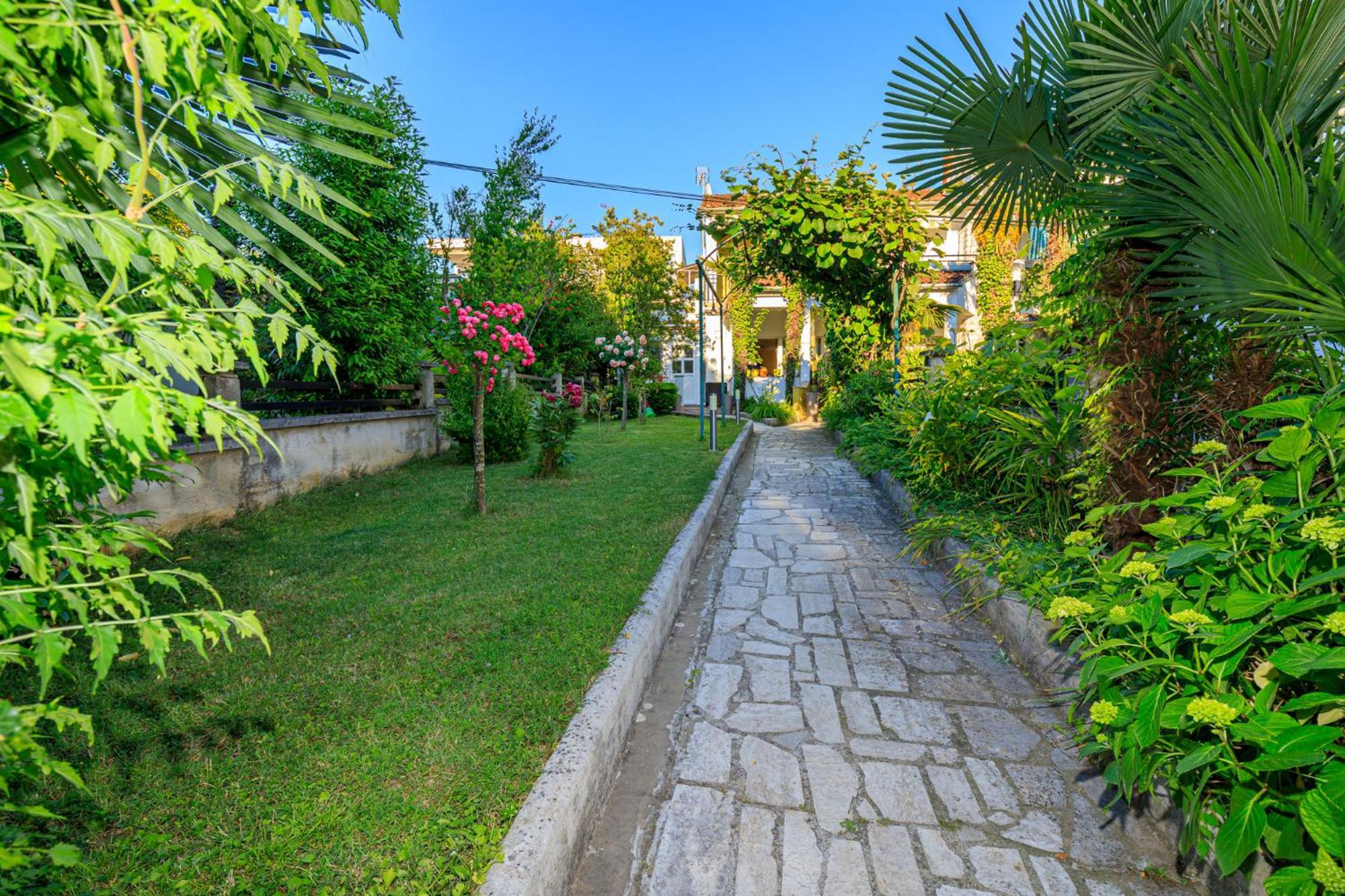 דירות פורץ Aparments Jedro&Karlo מראה חיצוני תמונה